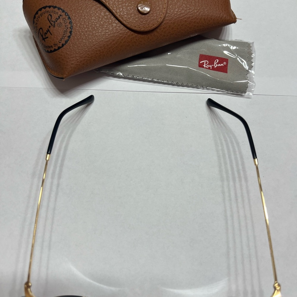 Ray-Ban 4429 Black and Gold Sunglasses with G-15 Lenses. - Picture 3 of 6